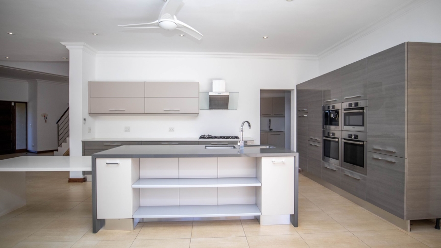 4 Bedroom Property for Sale in The Coves North West